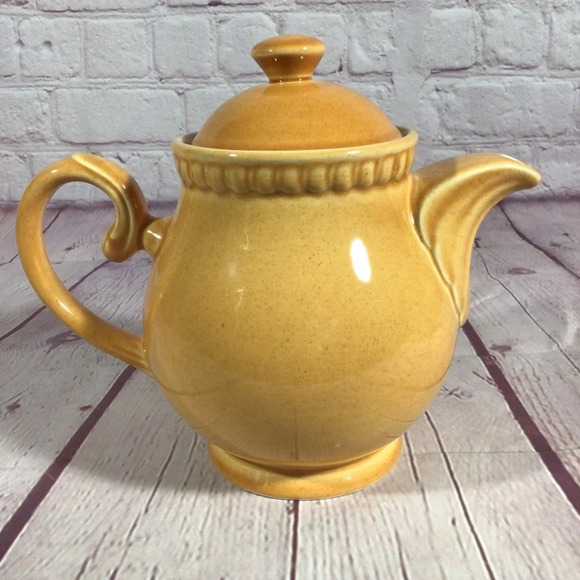 Vintage 1970’s Gold Stoneware Lidded Teapot - Picture 3 of 7